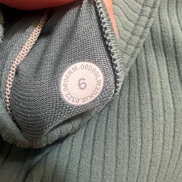 EUC Lululemon Ribbed Nulu High Neck Yoga Bra - Picture 4 of 5